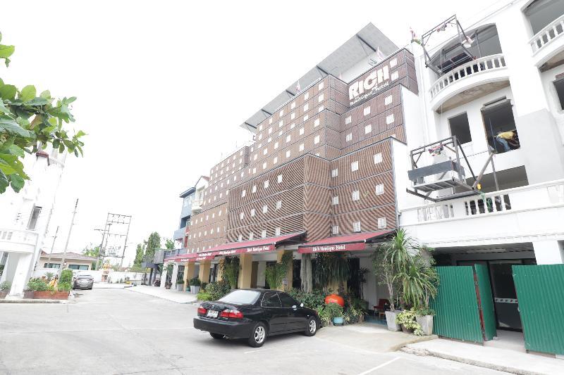 Oyo 115 Rich Boutique Hotel Ban Nong Khang Экстерьер фото